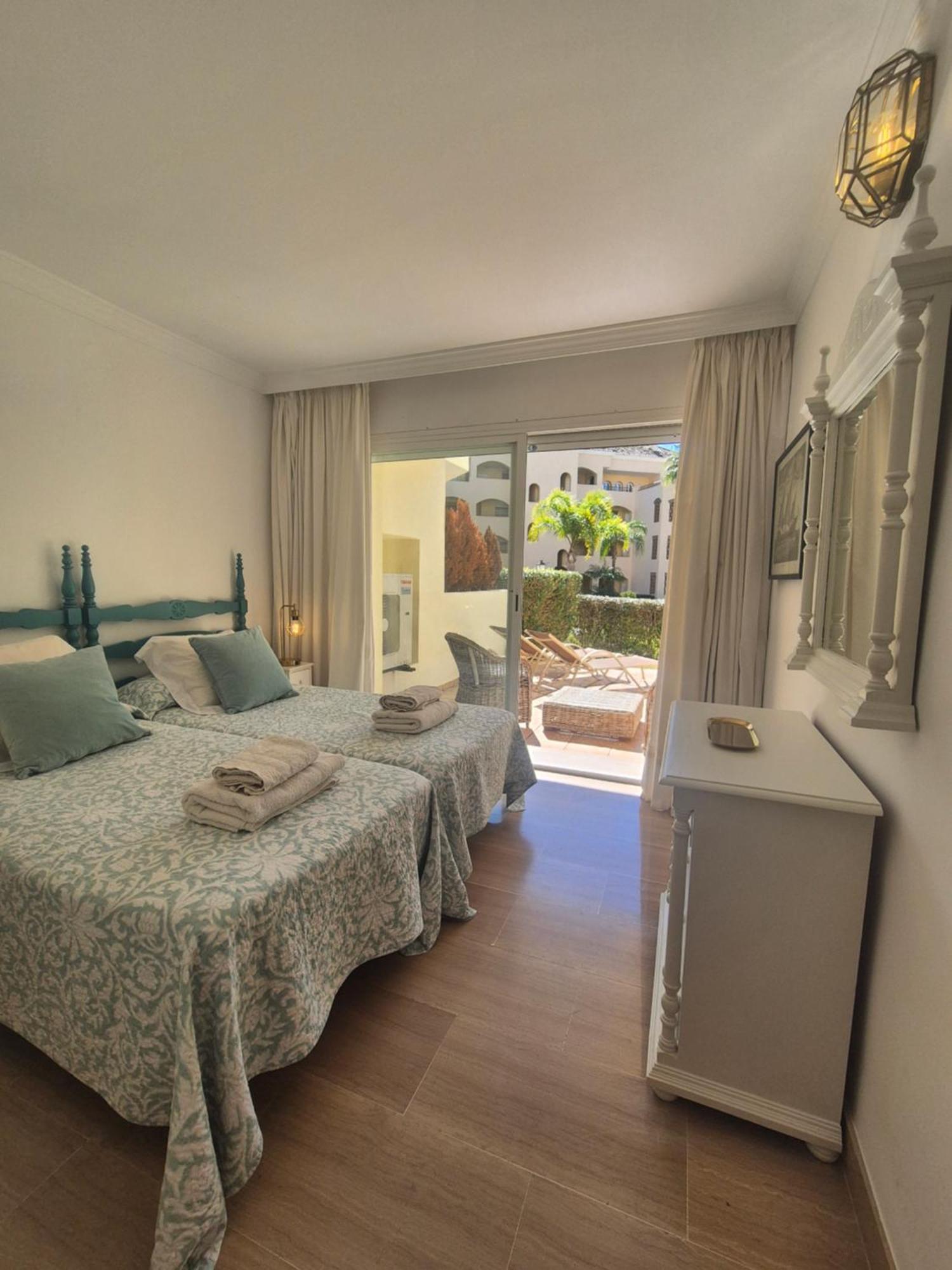 Hacienda Playa Elviria 300 M Playa,Jardin , 2 Hab ,Marbella Apartment Exterior photo